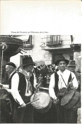 LAMINA V02040: Caceres. Hombres en fiesta del Peropalo en Villanueva de la Vera