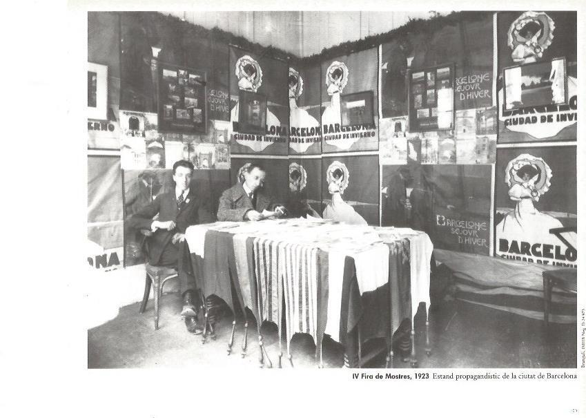 LAMINA V02387: IV Fira de Mostres 1923. Estand de la ciudad de Barcelona