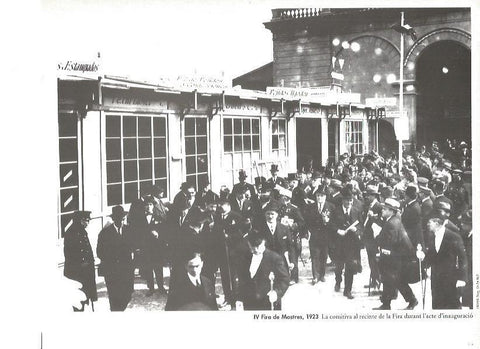 LAMINA V02393: IV Fira de Mostres 1923. La comitiva en el acto de inaguracion