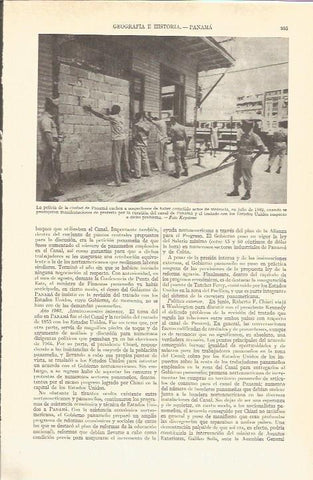 LAMINA V03113: Policia de ciudad de Panama cacheando sospechosos