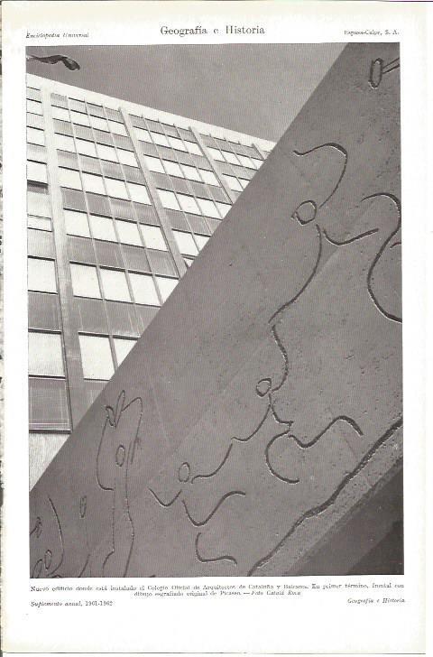 LAMINA V05252: Colegio de Arquitectos de Cataluña con dibujo esgrafiado de Picaso