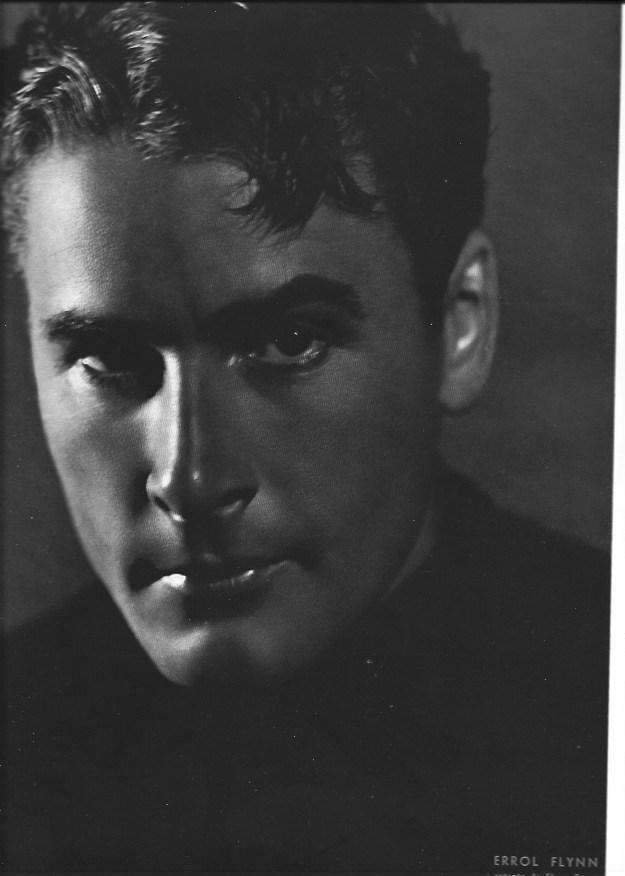 LAMINA 29947: Errol Flynn, fotografia de Elmer Fryer
