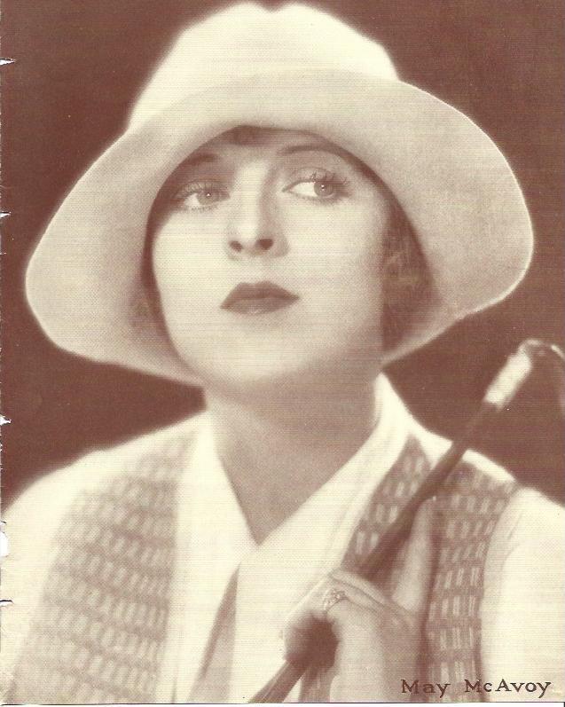 LAMINA 29470: May McAvoy