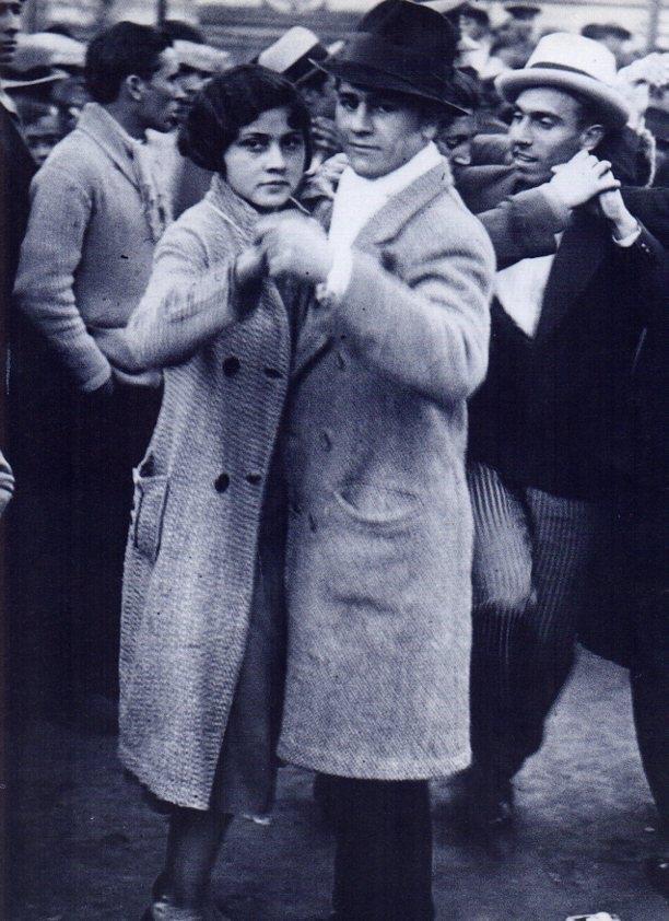 LAMINA V07501: Fiesta de tango en Buenos Aires en septiembre 1936
