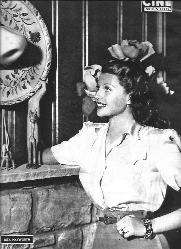 LAMINA 30329: Fotografia de Rita Hayworth