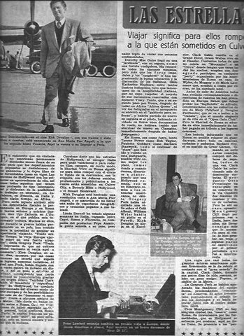 LAMINA 30436: Kirk Douglas en el aeropuerto de Paris