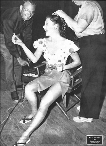 LAMINA 30305: Mitzi Gaynor en Bloodhounds of Broadway