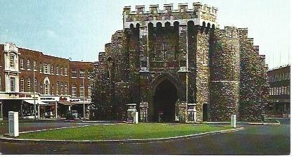 POSTAL L00448: The Bar Gate en Southampton