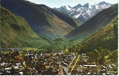 POSTAL L00501: Vista general de Luchon, Francia