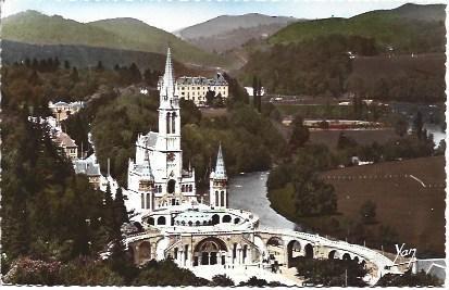 POSTAL L00386: Vista general de la Basilica de Lourdes