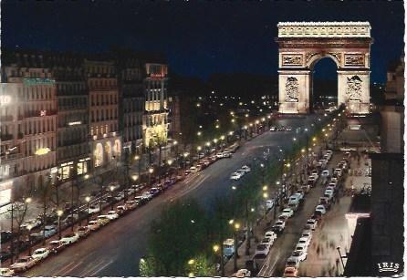 POSTAL L00391: El Arco del Triunfo en Paris, vista nocturna