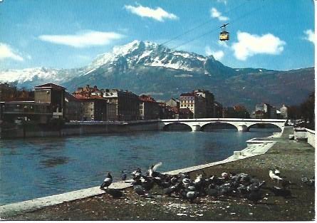 POSTAL L00401: Teleferico de Grenoble, Francia