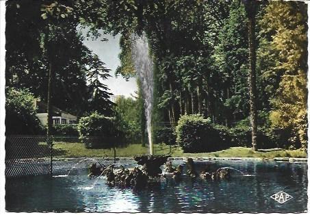 POSTAL L00524: Jardines en Perpiñan, Francia