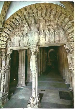 POSTAL L00641: Detalles de la Catedral de Santiago de Compostela