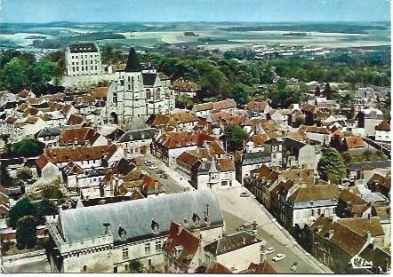 POSTAL L00556: Vista aerea de Clermont, Francia