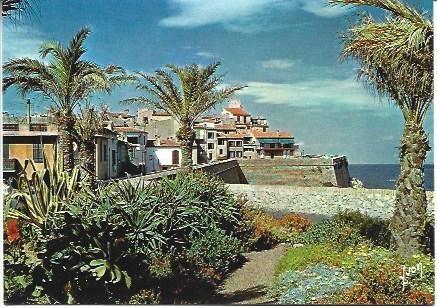 POSTAL L00595: Vieja villa de Antibes, Francia