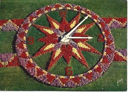 POSTAL L00585: Horloge Florale de Versalles