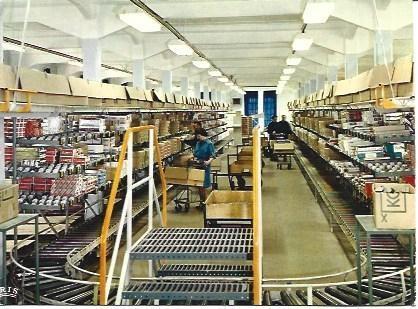 POSTAL L00124: Fabrica de tabaco