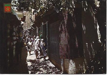 POSTAL L00102: Calle de la Medina de Fez, Marruecos