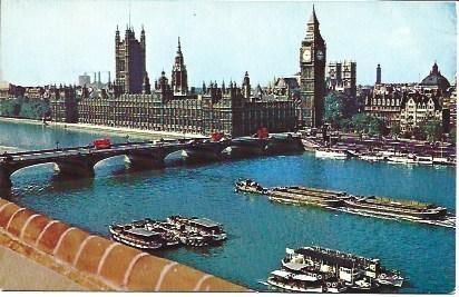 POSTAL L00015: Rio Thames y Parlamento de Londres