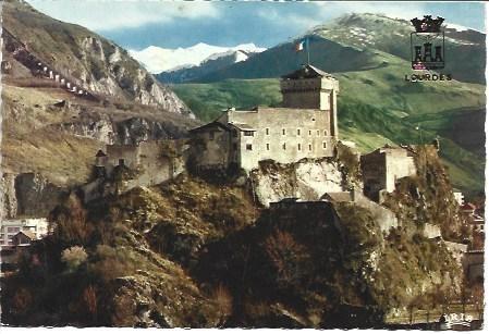 POSTAL L00079: Castillo de Lourdes y Pico de Jer