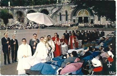 POSTAL L00054: Bendicion en Lourdes