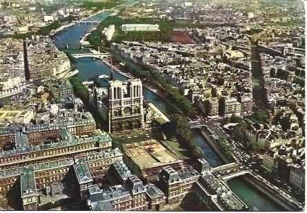 POSTAL L00056: Vista aerea de Paris