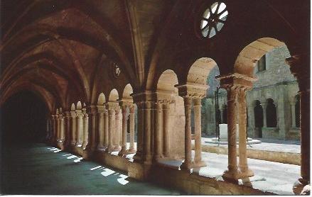 POSTAL L00300: Claustro del Monasterio de Vallbona, Tarragona