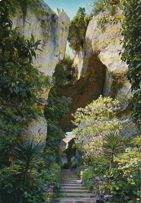 POSTAL PV00166: Laromia del Cappuccini, Siracura