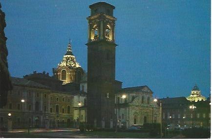 POSTAL L01435: Vista nocturna de la Catedral de Turin, Italia