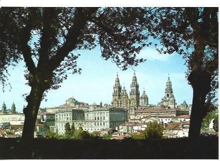 POSTAL L01485: Catedral de Santiago desde el Paseo de la Herradura
