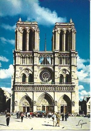 POSTAL L01328: Fachada de Notre Dame de Paris