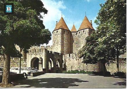 POSTAL L00846: Entrada a Carcassonne, Francia