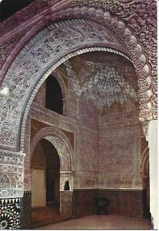 POSTAL L00711: Sala de las Dos Hermanas en la Alhambra de Granada