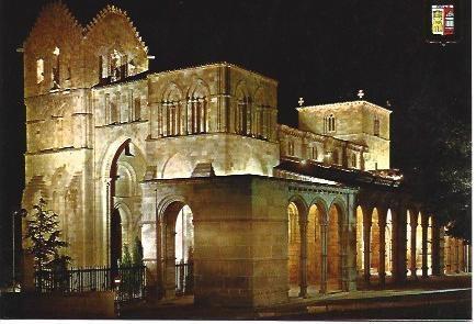 POSTAL L01045: Basilica de San Vicente en Avila. Vista nocturna