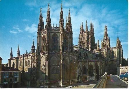 POSTAL L01039: Vista posterior de la catedral de Burgos