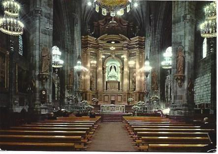POSTAL L01036: Interior de Nuestra Señora de Begoña en Bilbao