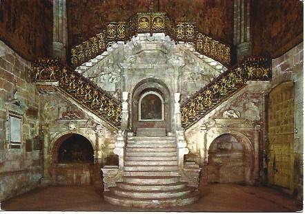 POSTAL L01012: Escalera dorada de la catedral de Burgos