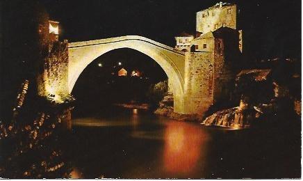 POSTAL L01003: Vista nocturna del puente de Mostar