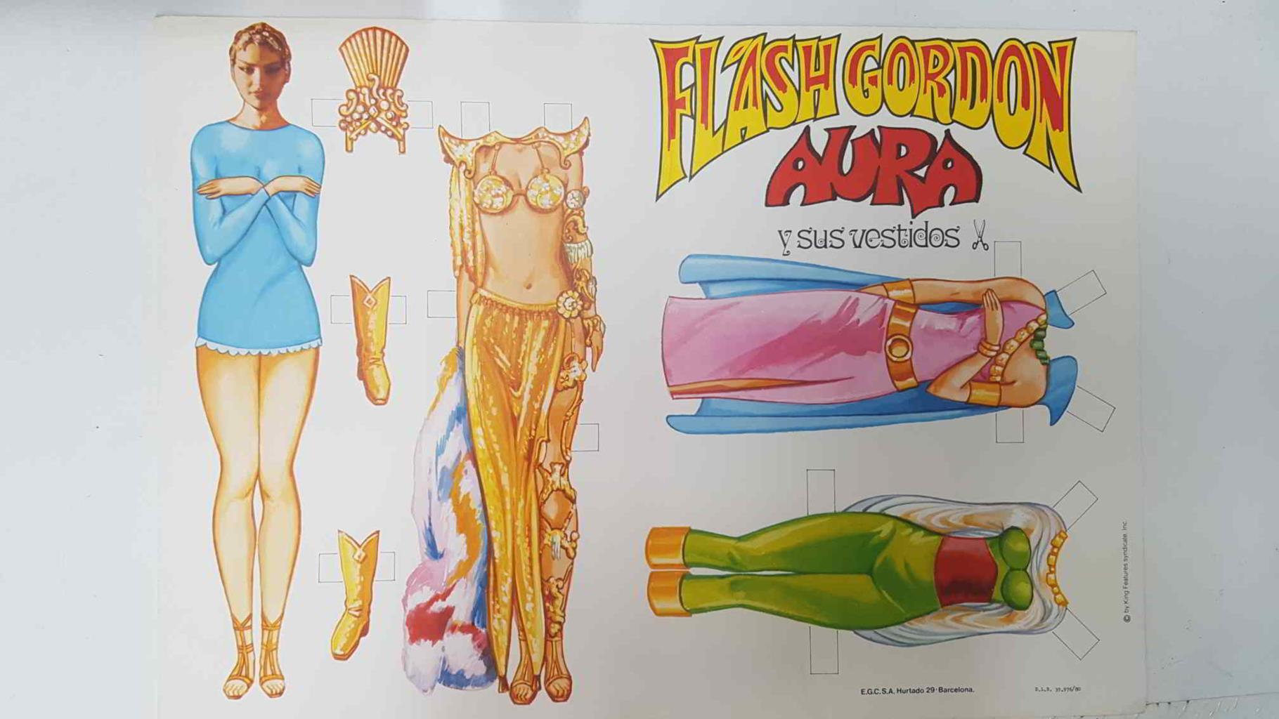 Los vestidos de Flash Gordon: Aura y sus vestidos