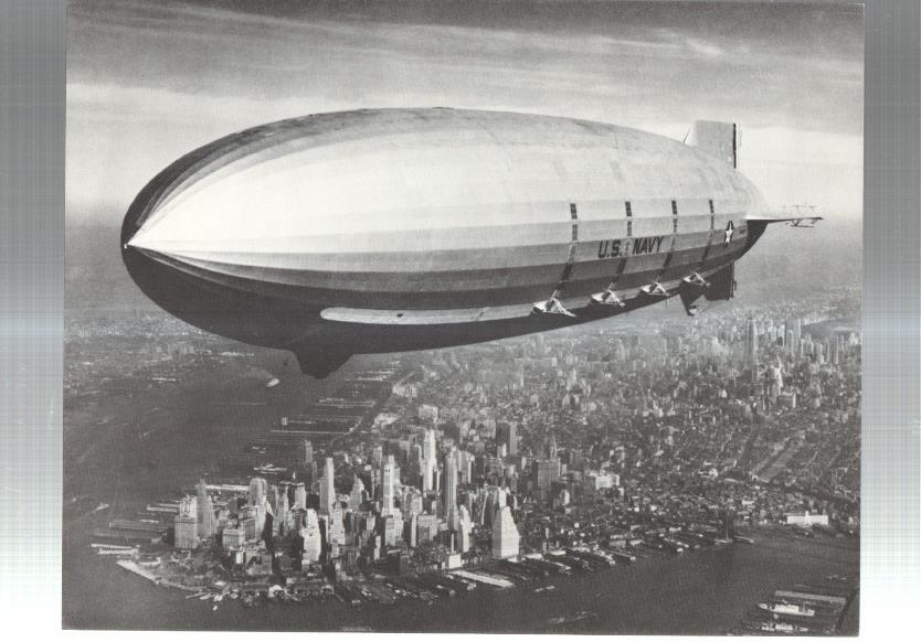 Lamina aviacion numerada 1 en trasera: Dirigible sobre Manhattan en 1933