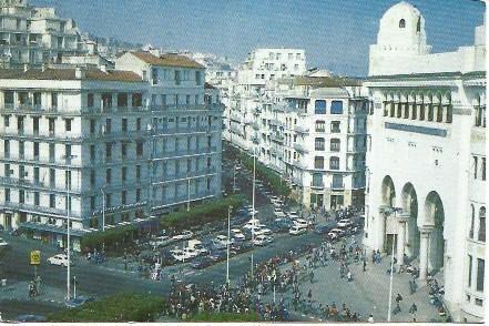 POSTAL L02255: Rue Ben M'hidi Larbi en Argelia