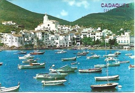 POSTAL L02306: Centro de la villa de Cadaques