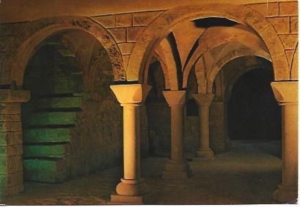 POSTAL L02152: Cripta preromanica en Orista