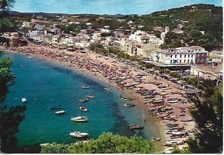 POSTAL L02492: Vista general de Llafranc