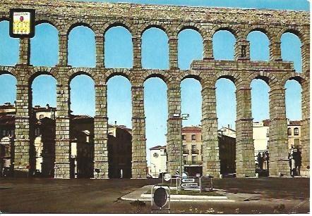 POSTAL L02599: Acueducto y plaza Oriental en Segovia
