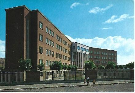 POSTAL L02572: Escuela del Magisterio de Logroño