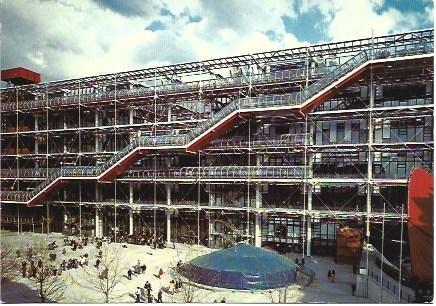 POSTAL L02470: Paris. Centro Pompidou