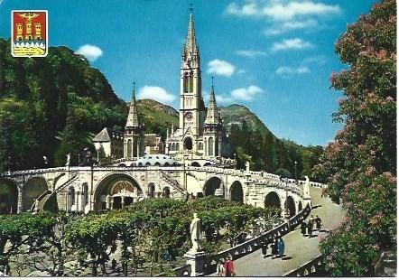 POSTAL L01799: Lourdes. La Basilica