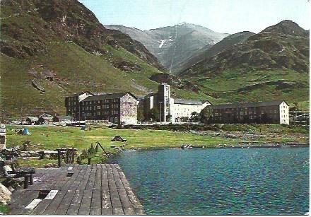 POSTAL L01567: Embarcadero del lago de Nuria